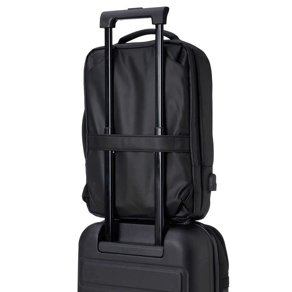 Mochila Couro Sintético USB 22L - Imagem 8